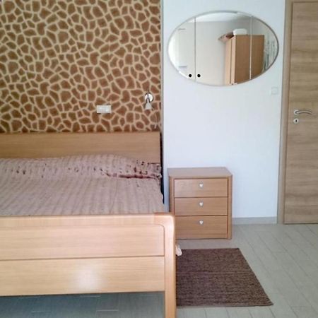 Affabilis Vip House Apartment Trogir Exterior photo
